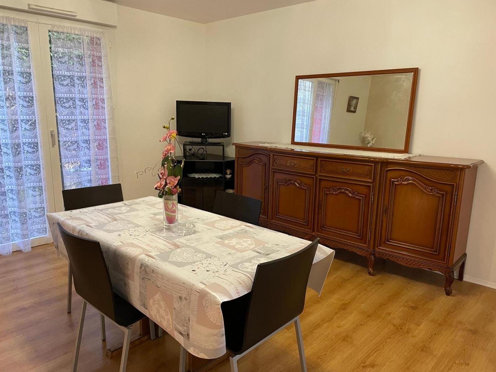 F3 Cosy A Cergy A 10 Minutes De La Gare Cergy Prefecture Et Proche Essec公寓 外观 照片